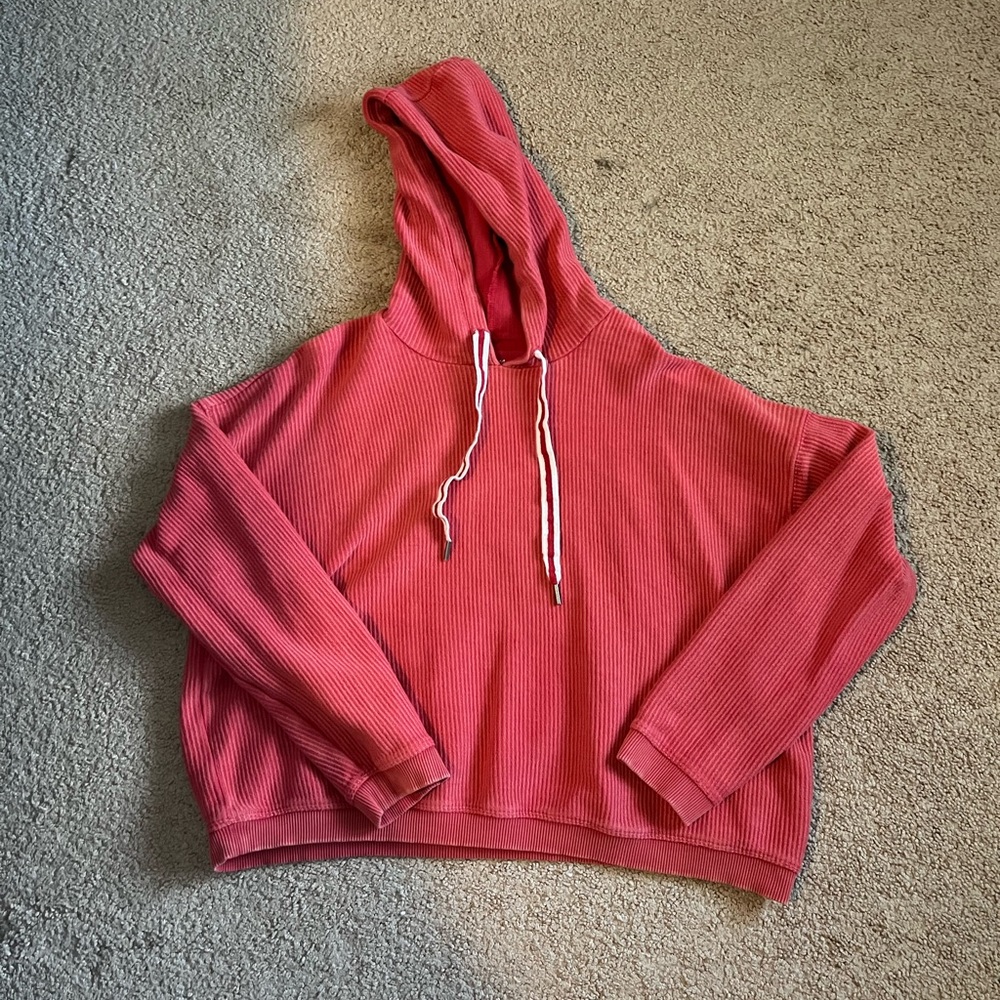 Aerie pull over
